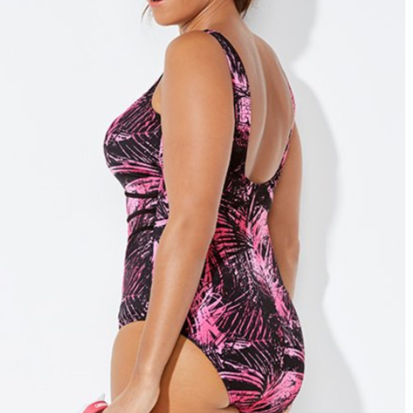 Nwt Labyrinth Spliced One Piece Swimsuits For All - Picture 2 of 5